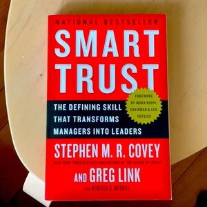 Smart Trust Book by Stephen M. R. Covey and Greg Link